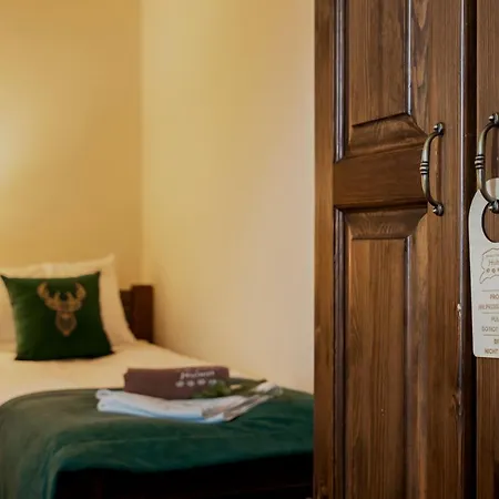 Dworek Mysliwski Hubert-tutaj Czeka Na Ciebie Oszczednosc & Komfort & Najlepsza Lokalizacja, Jestesmy Przy Samych Termach Bania I Stoku Narciarskiego Kotelnica, Na Miejscu Wypozyczalnia Nart, Rowerow W Atrakcyjnej Cenie Dla Gosci Oraz Darmowy Parking 3* ביאלקה טטרנסקה