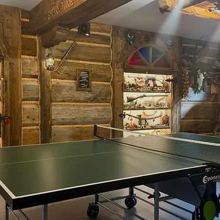 Dworek Mysliwski Hubert-tutaj Czeka Na Ciebie Oszczednosc & Komfort & Najlepsza Lokalizacja, Jestesmy Przy Samych Termach Bania I Stoku Narciarskiego Kotelnica, Na Miejscu Wypozyczalnia Nart, Rowerow W Atrakcyjnej Cenie Dla Gosci Oraz Darmowy Parking ביאלקה טטרנסקה