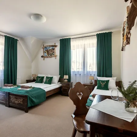 Couette-café Dworek Mysliwski Hubert- Przy Samych Termach Bania I Stoku Narciarskiego Kotelnica, Na Miejscu Wypozyczalnia Nart, Rowerow Elektrycznych W Atrakcyjnej Cenie Dla Gosci 3*