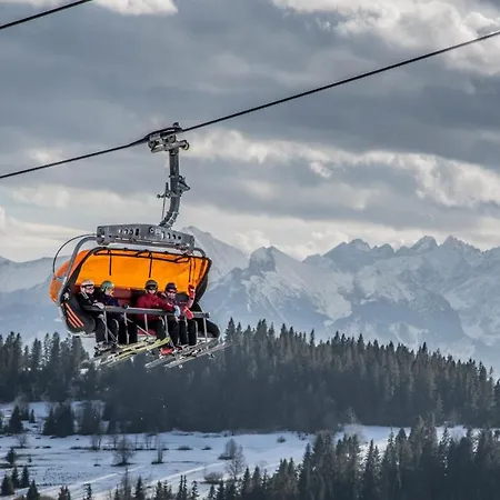 Dworek Mysliwski Hubert-tutaj Czeka Na Ciebie Oszczednosc & Komfort & Najlepsza Lokalizacja, Jestesmy Przy Samych Termach Bania I Stoku Narciarskiego Kotelnica, Na Miejscu Wypozyczalnia Nart, Rowerow W Atrakcyjnej Cenie Dla Gosci Oraz Darmowy Parking ביאלקה טטרנסקה