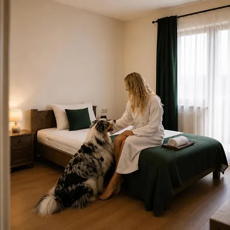 Alojamento de Acomodação e Pequeno-almoço Dworek Myśliwski Hubert- Przy Samych Termach Bania I Stoku Narciarskiego Kotelnica, Na Miejscu Wypożyczalnia Nart, Rowerów Elektrycznych W Atrakcyjnej Cenie Dla Gości Bialka Tatrzanska