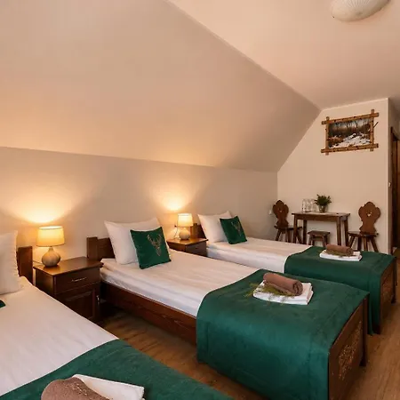 Bed and Breakfast Dworek Mysliwski Hubert- Przy Samych Termach Bania I Stoku Narciarskiego Kotelnica, Na Miejscu Wypozyczalnia Nart, Rowerow Elektrycznych W Atrakcyjnej Cenie Dla Gosci Białka Tatrzańska