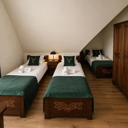 Bed and Breakfast Dworek Mysliwski Hubert- Przy Samych Termach Bania I Stoku Narciarskiego Kotelnica, Na Miejscu Wypozyczalnia Nart, Rowerow Elektrycznych W Atrakcyjnej Cenie Dla Gosci 3*